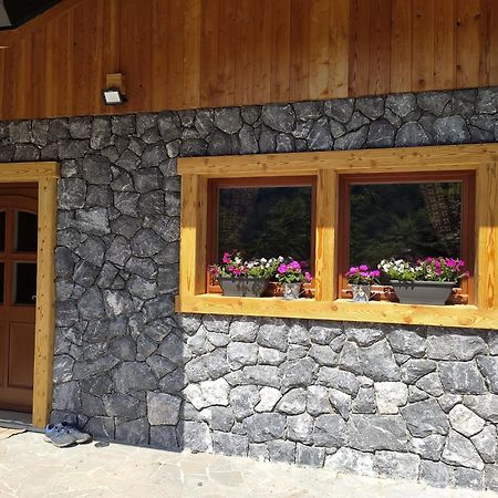 Chalet Navauce Raveo Bagian luar foto