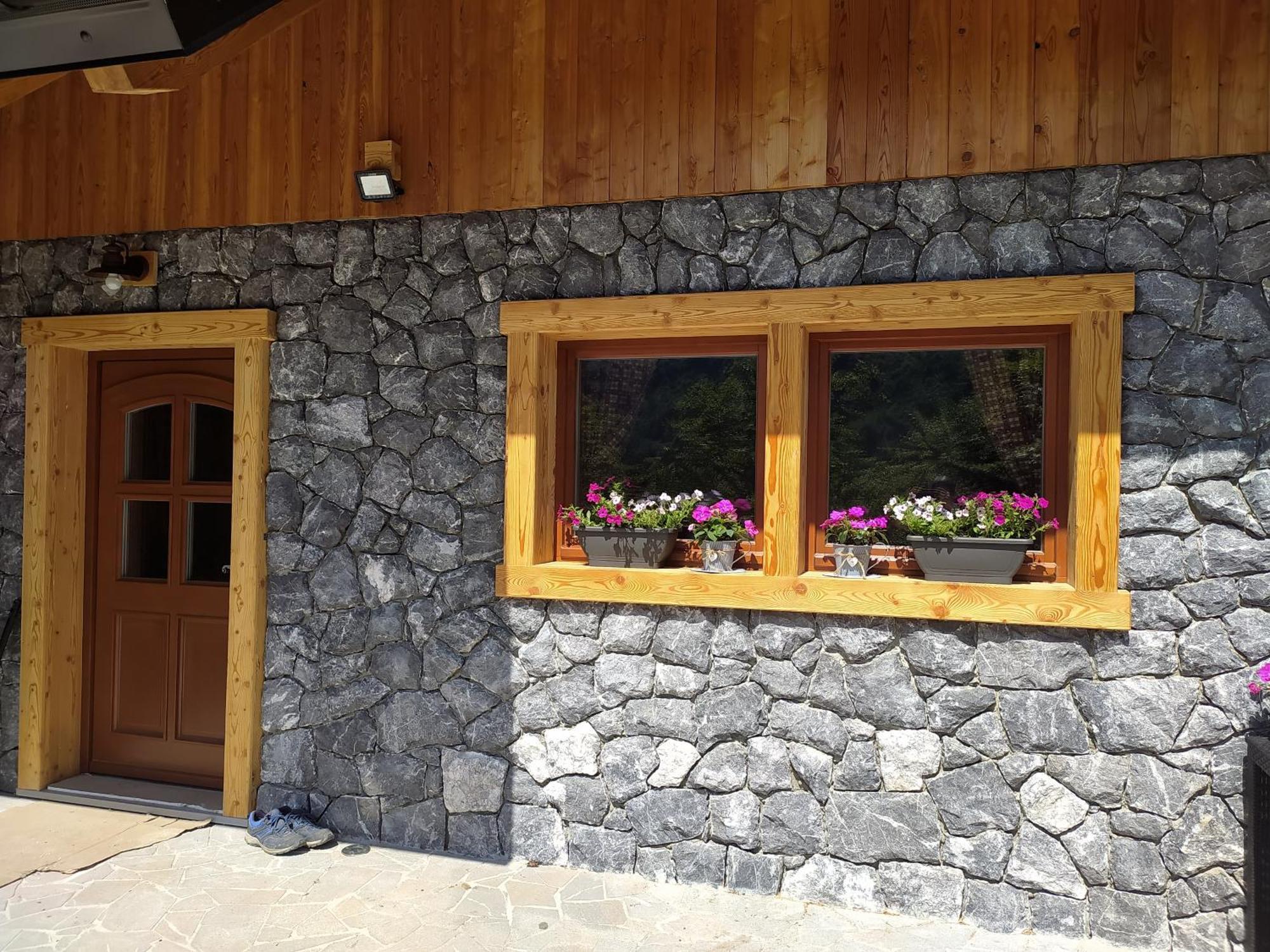 Chalet Navauce Raveo Bagian luar foto
