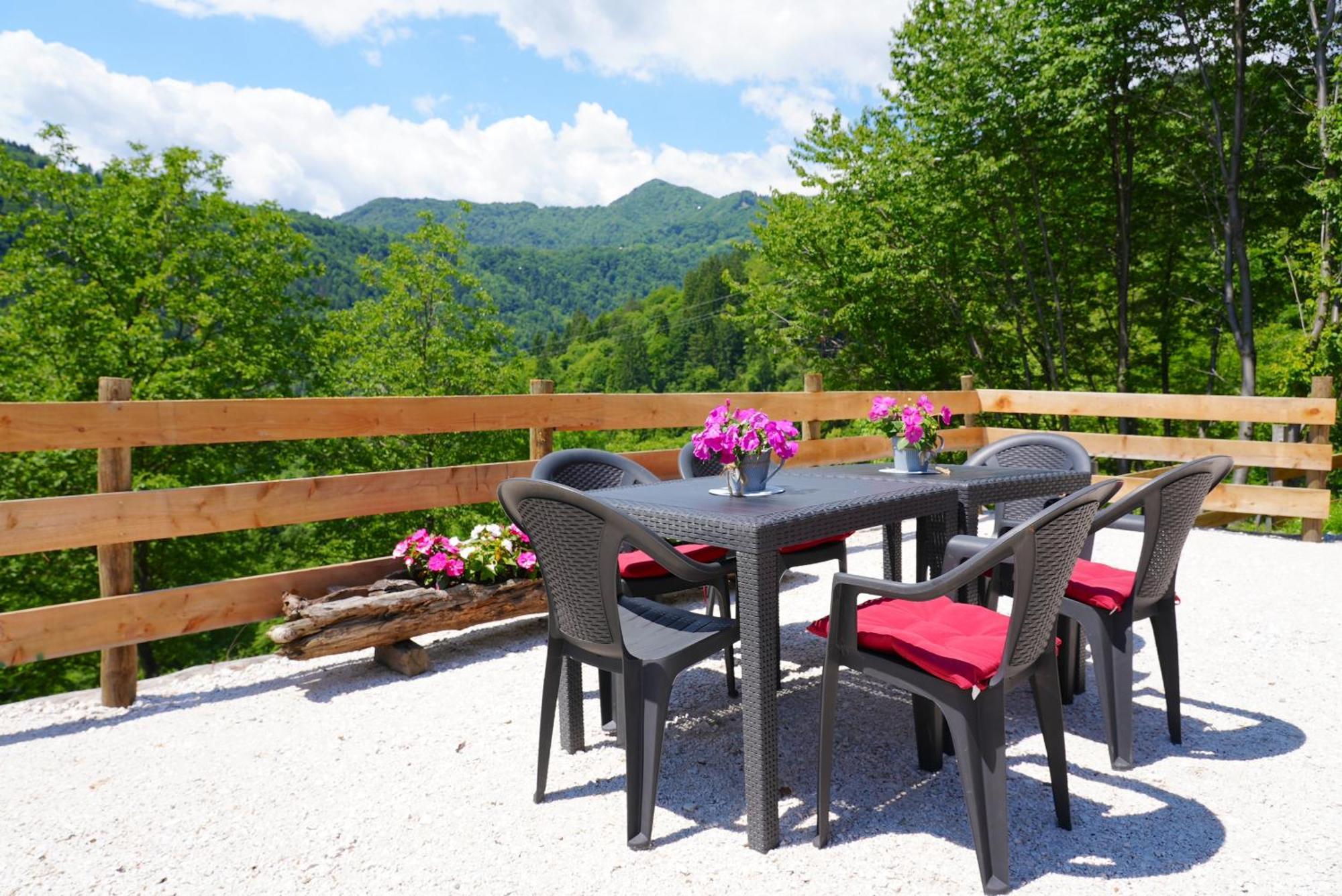 Chalet Navauce Raveo Bagian luar foto