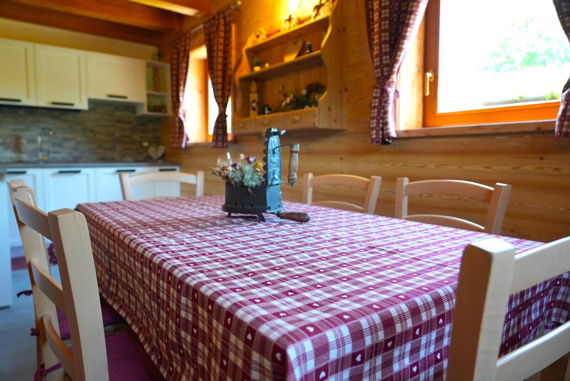 Chalet Navauce Raveo Bagian luar foto